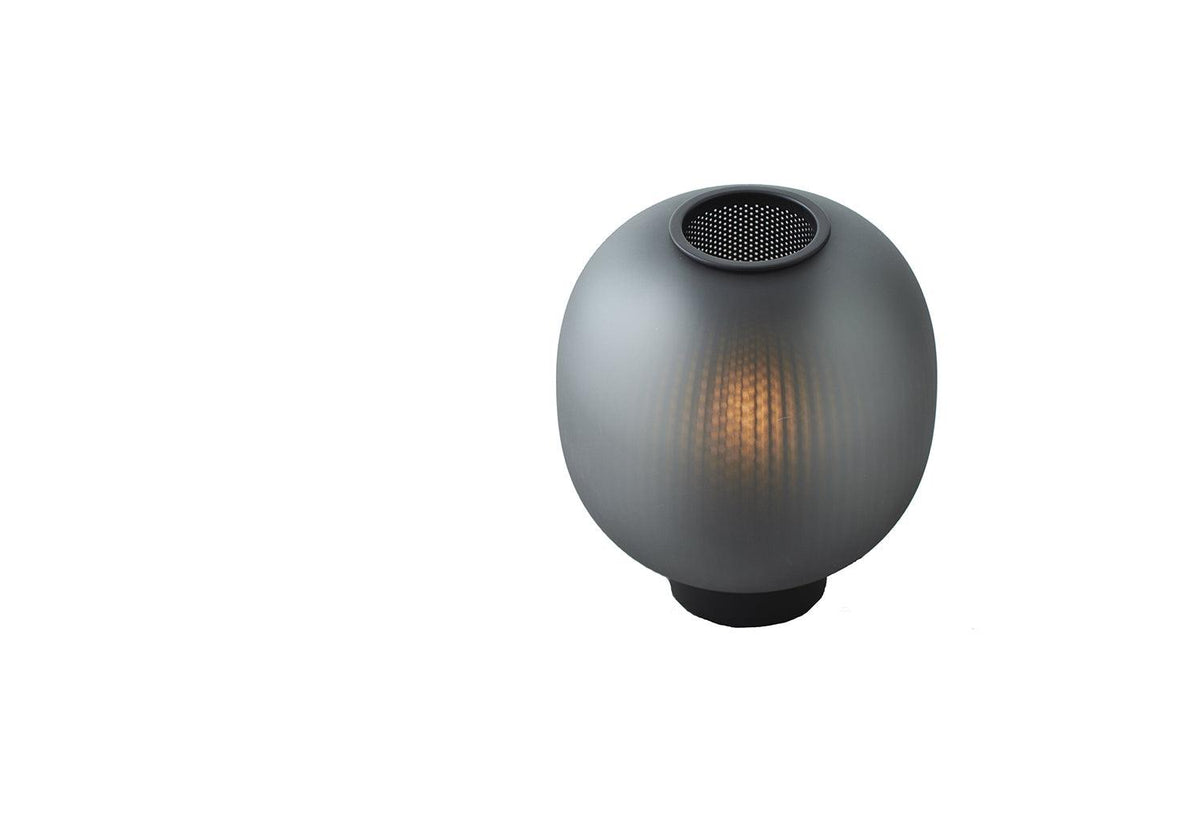 Bloom Table Light, Tim rundle, Resident