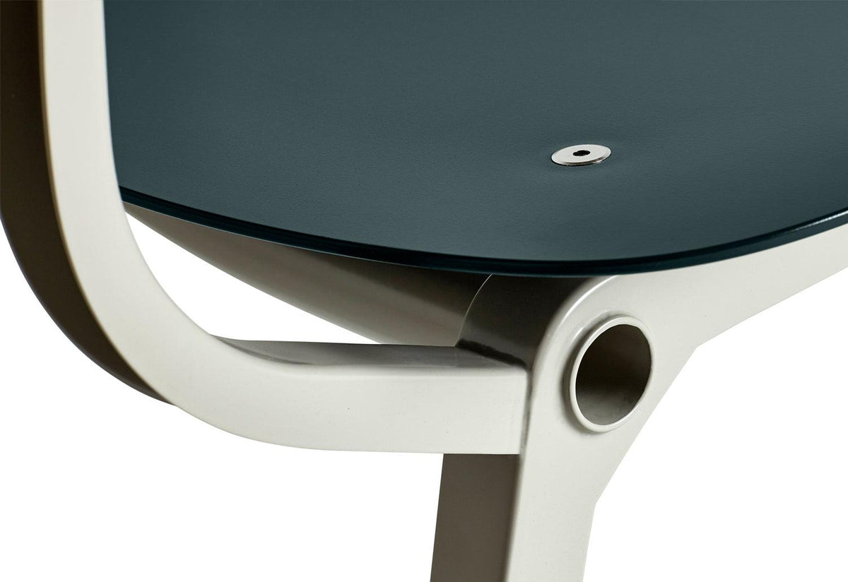 Revolt Chair, Hay