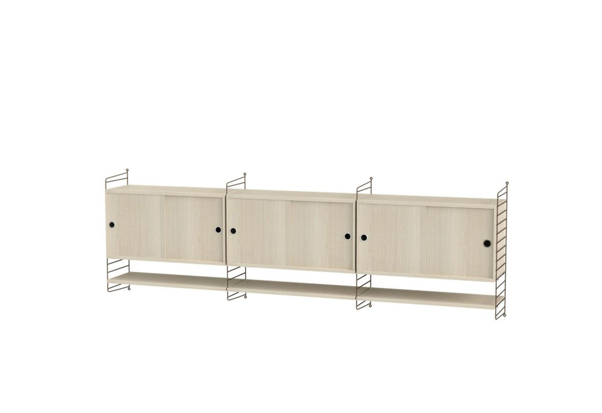 String System Living Room E, Nisse strinning, String