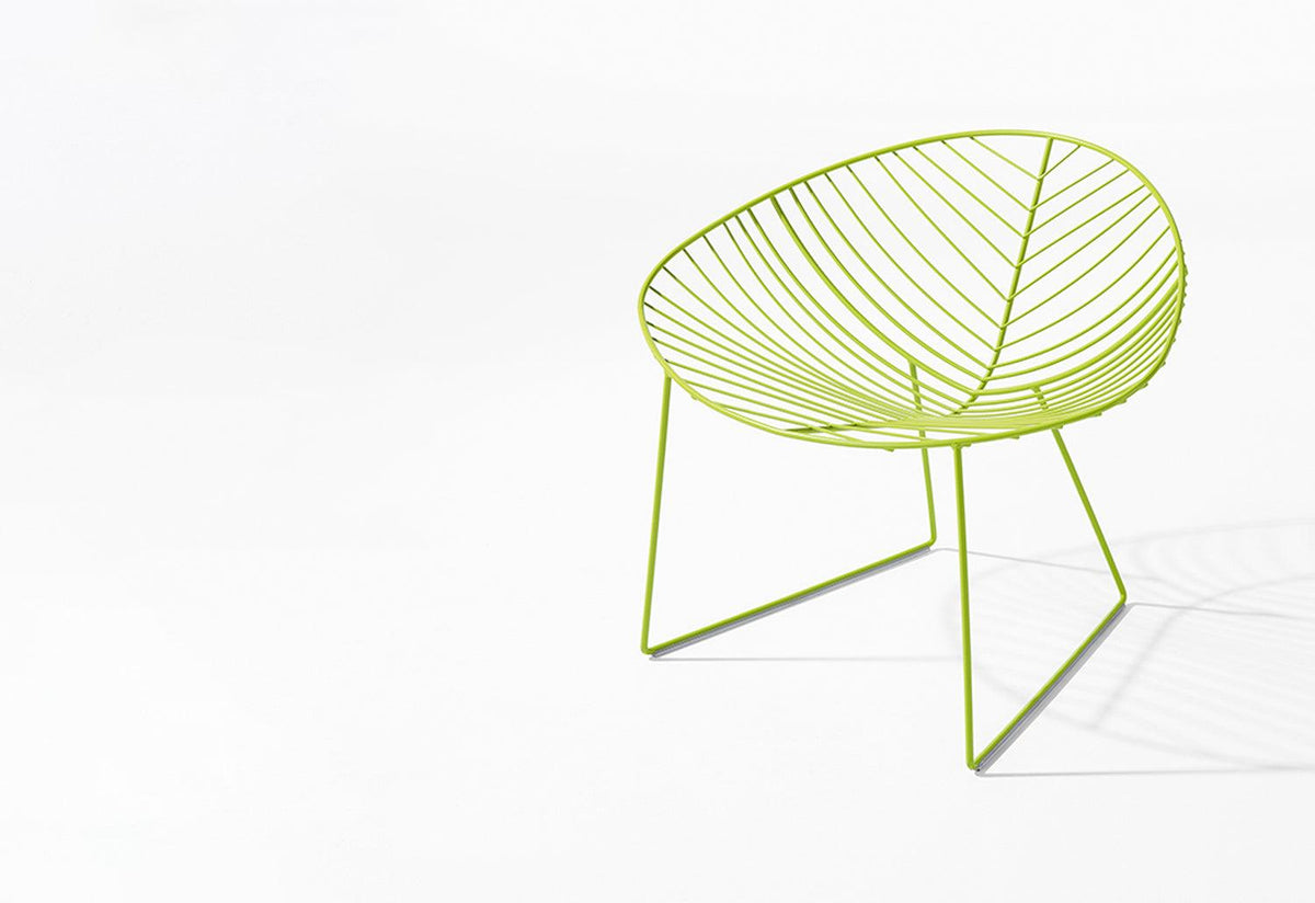 Leaf outdoor lounge chair, Lievore altherr molina, Arper
