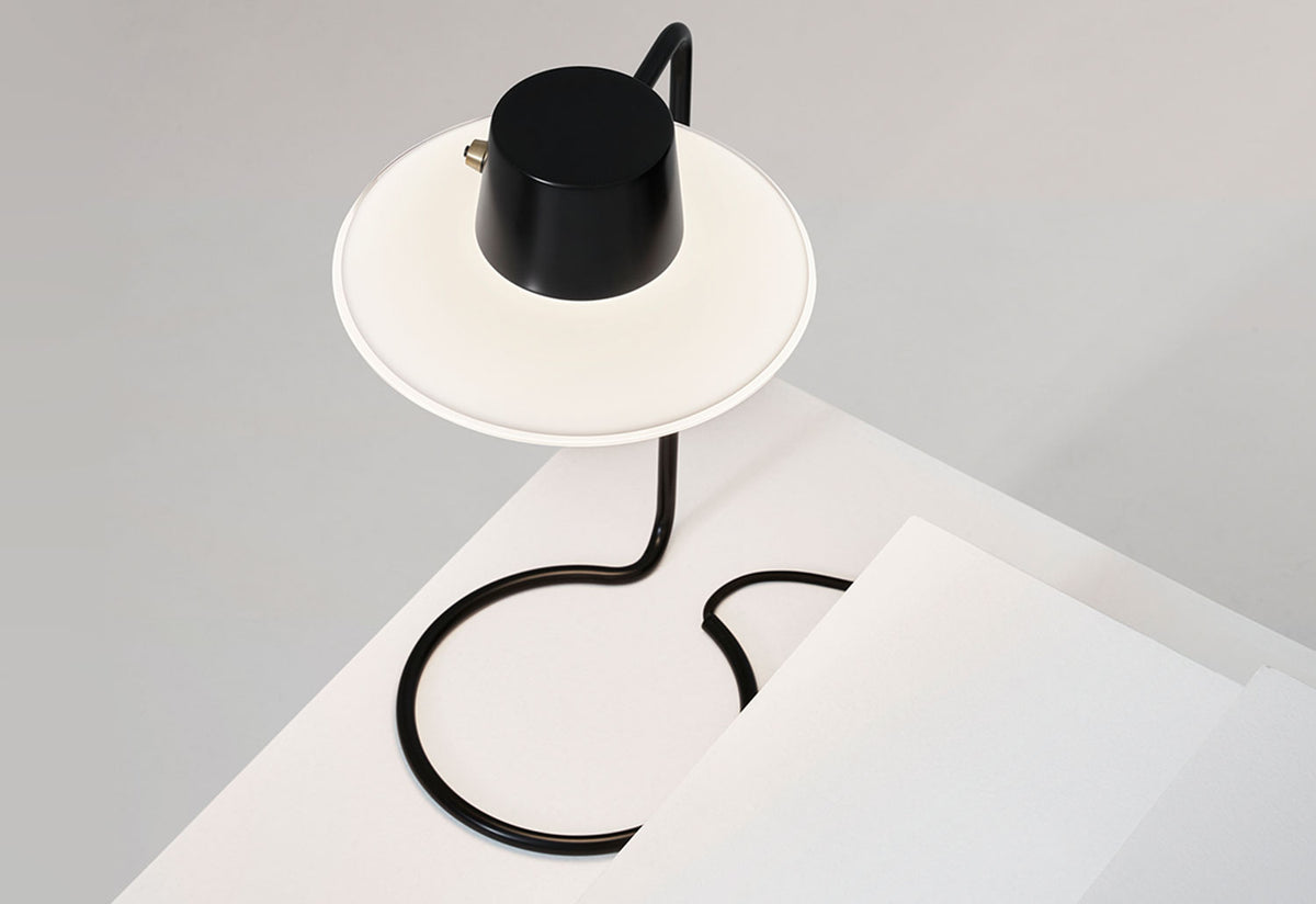 AJ Oxford Table Lamp, Arne jacobsen, Louis poulsen