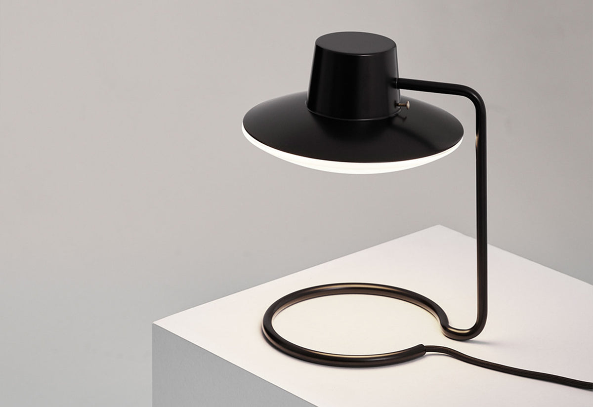 AJ Oxford Table Lamp, Arne jacobsen, Louis poulsen