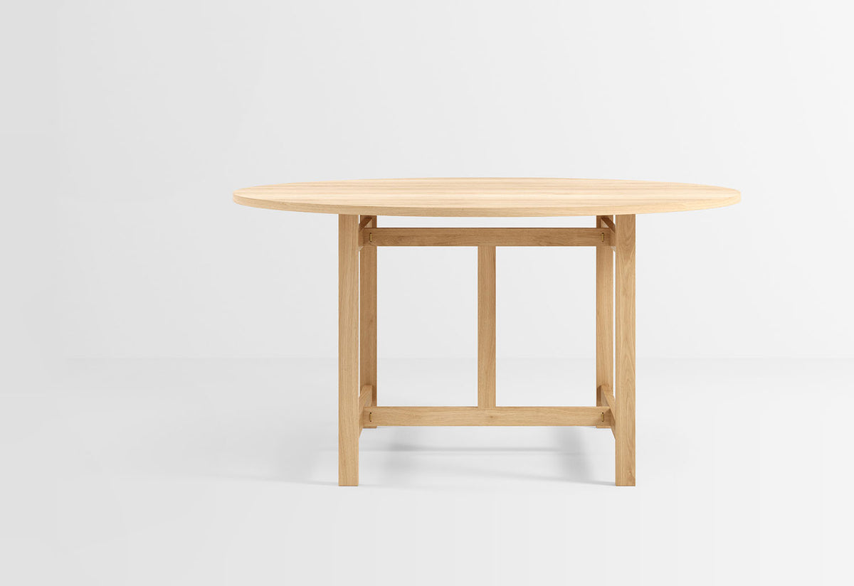 Round Dining Table, Moebe