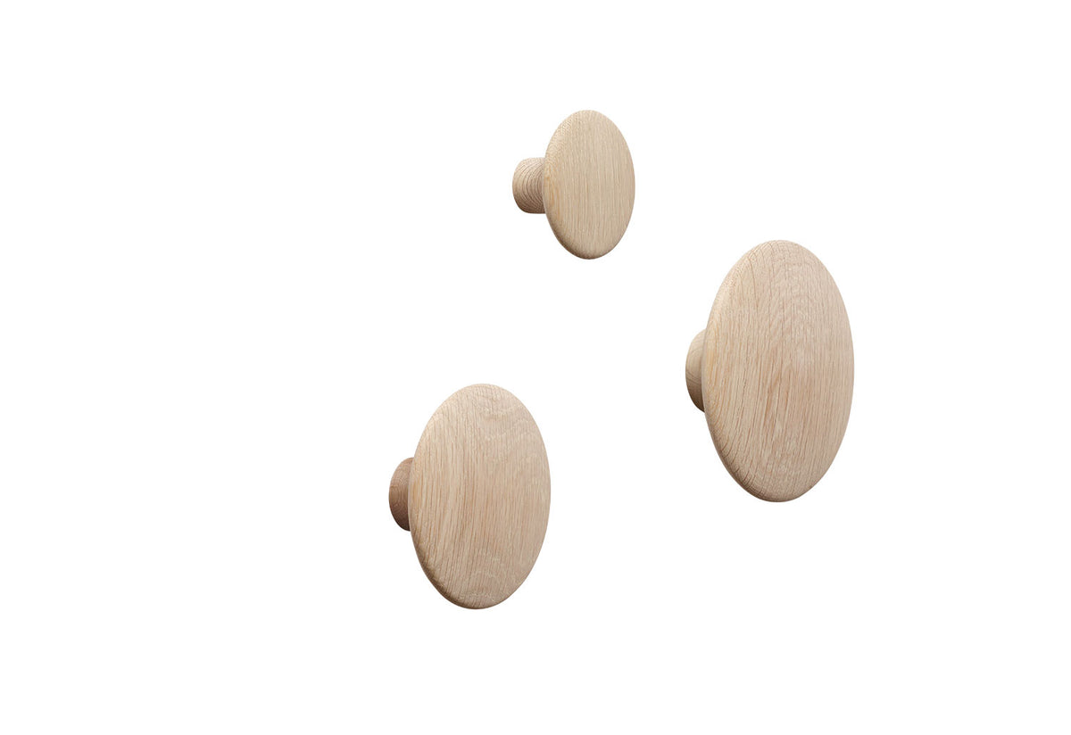 The Dots Hook, Oak, Tveit and tornoe, Muuto