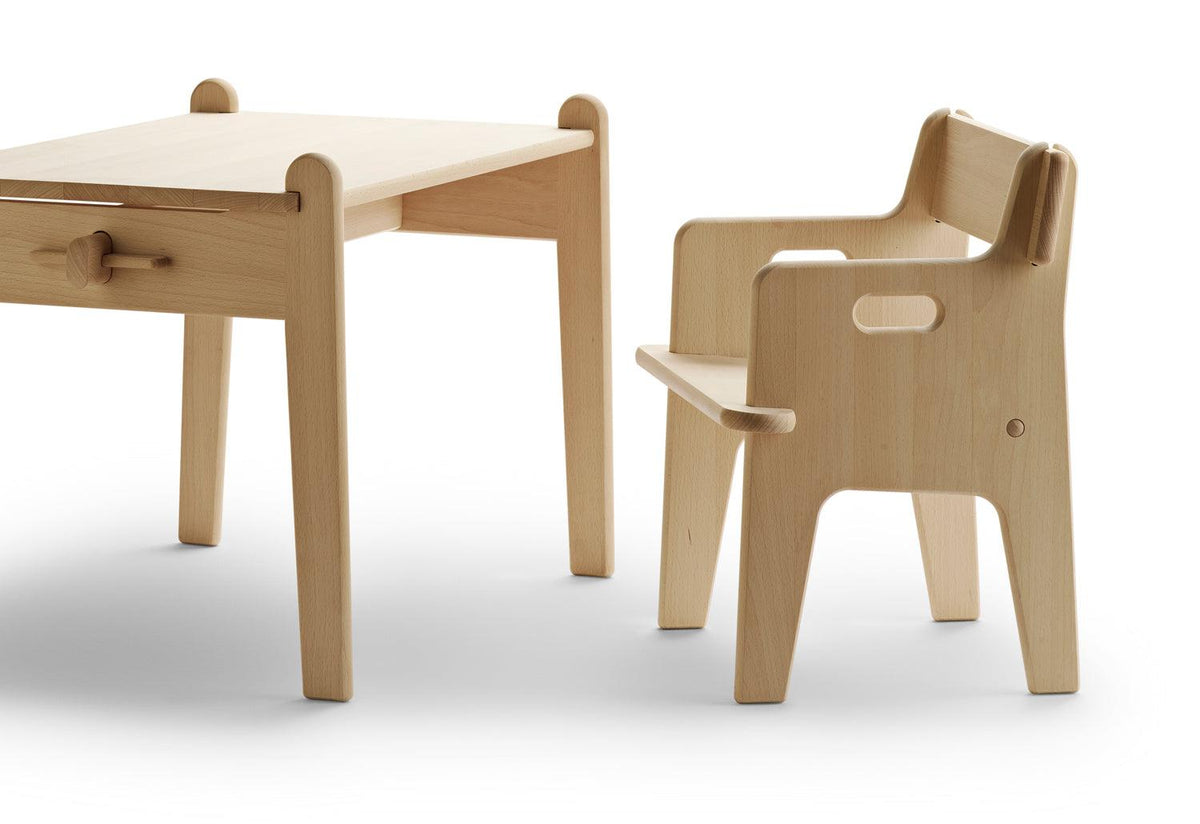 CH410 Children's Chair, Hans wegner, Carl hansen and son