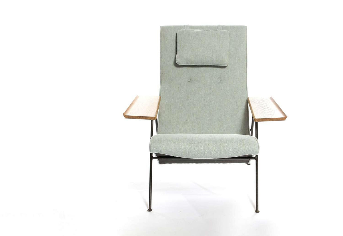 Reclining Chair, Robin day, Twentytwentyone