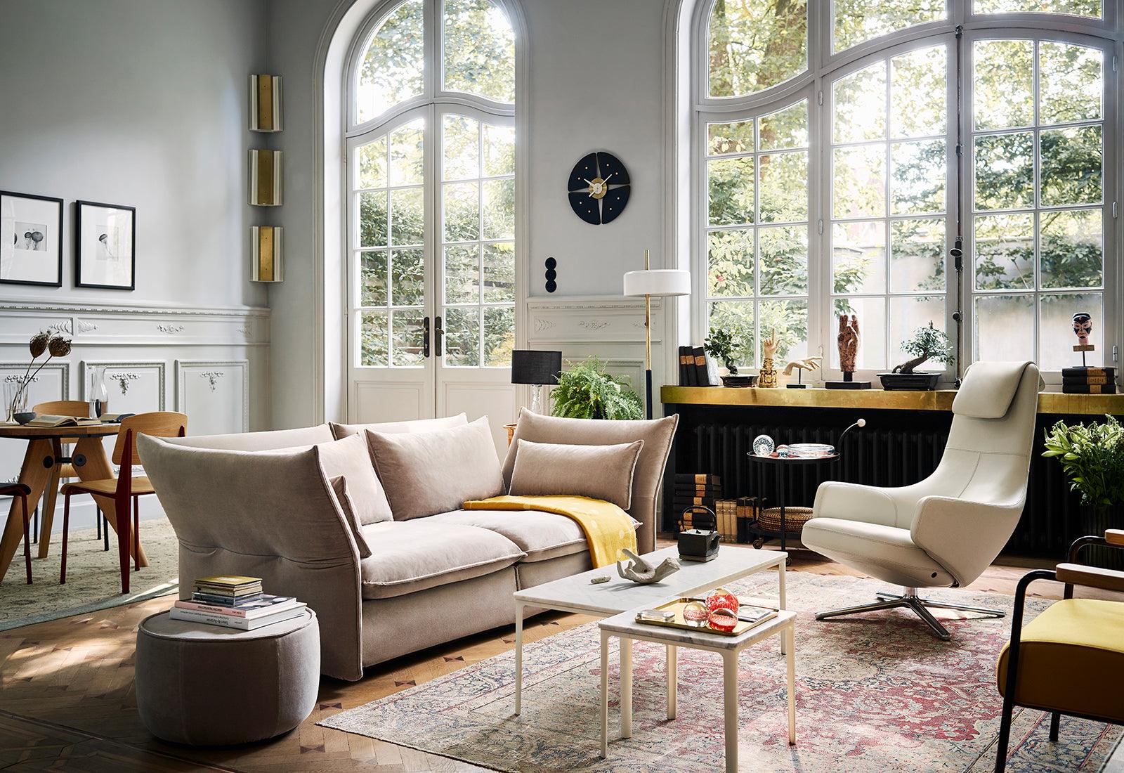 Repos Lounge Chair