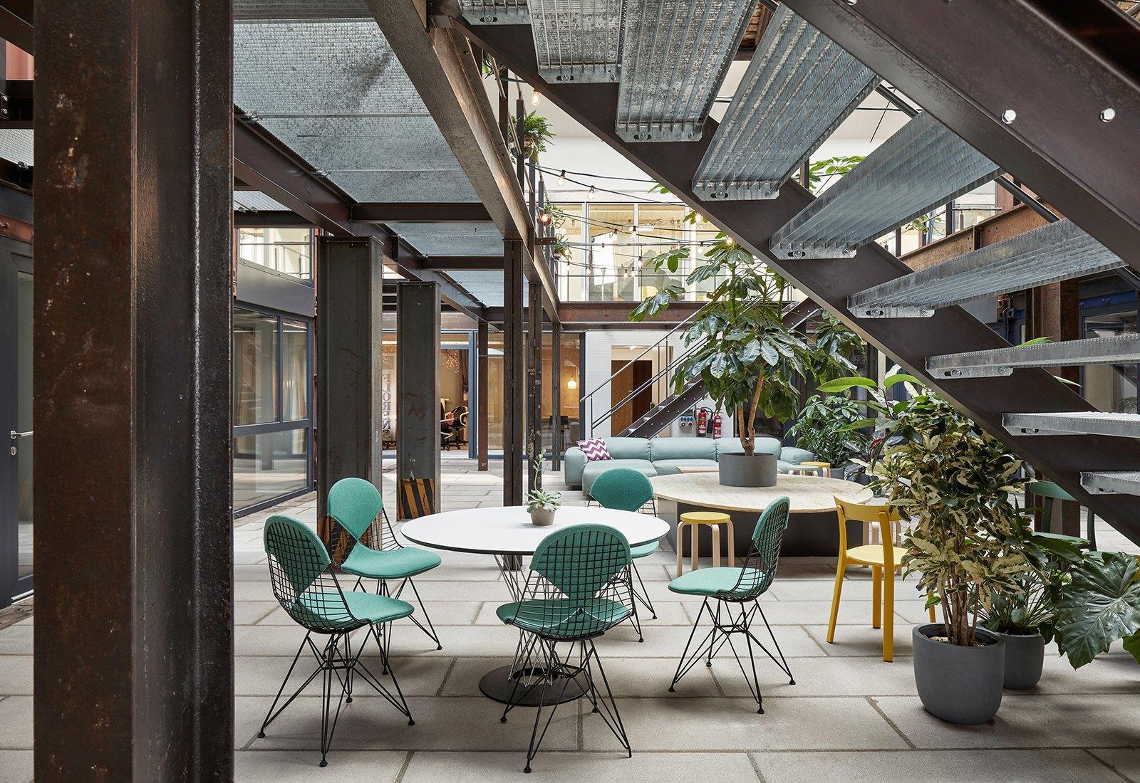 Eames DKR Wire Chair | Upholstered