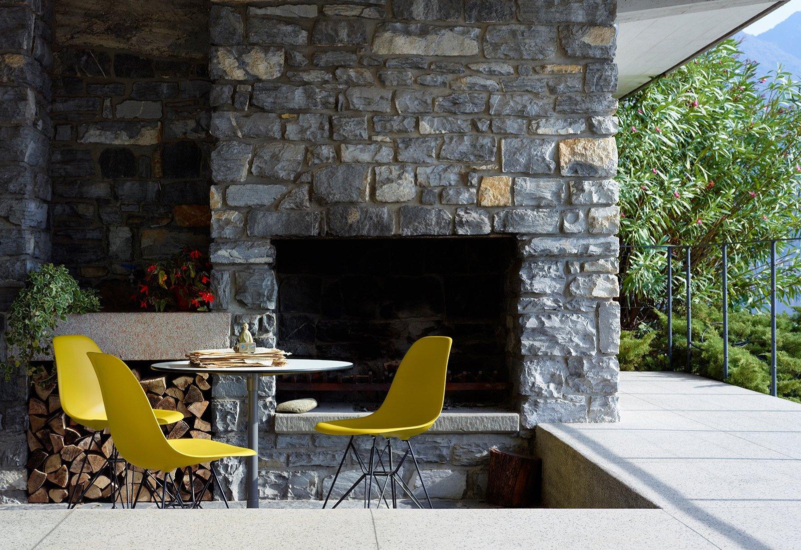 Eames RE DSR Side Chair | Upholstered