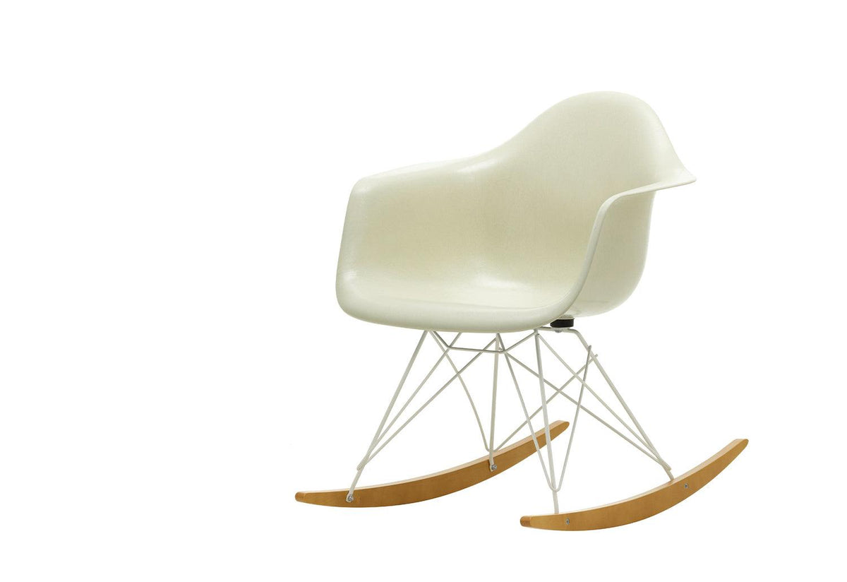 Eames Fiberglass RAR Armchair, Charles and ray eames, Vitra