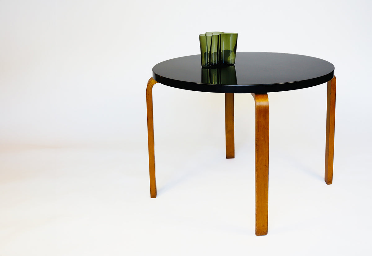 Alvar Aalto Round Dining Table, 1935, Alvar aalto