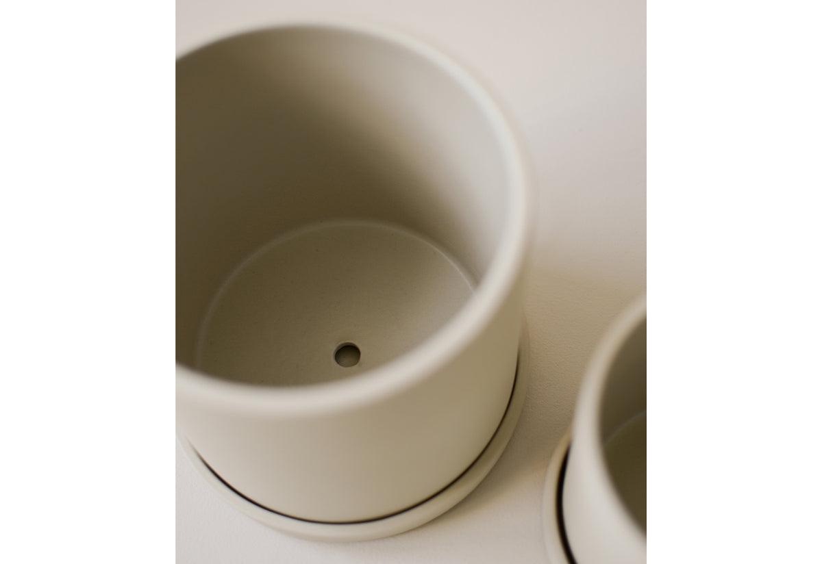 Grow Ceramic Plant Pot with Tray, Dbkd