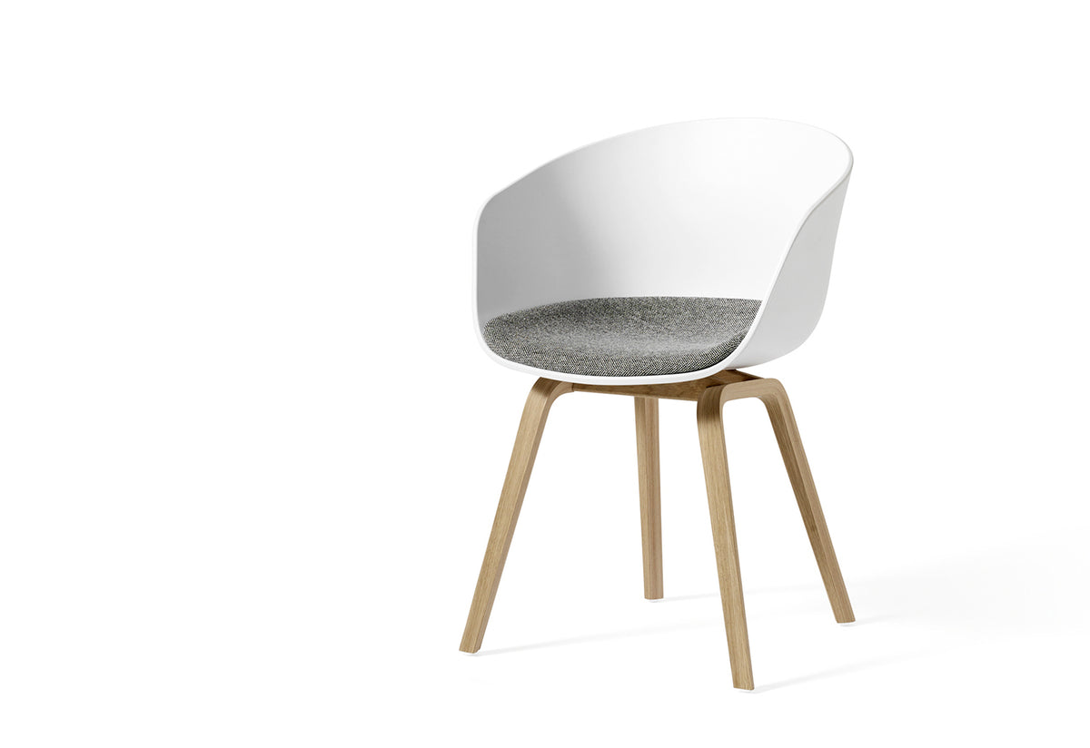 AAC 22 Chair | Upholstered Seat, Hee welling, Hay