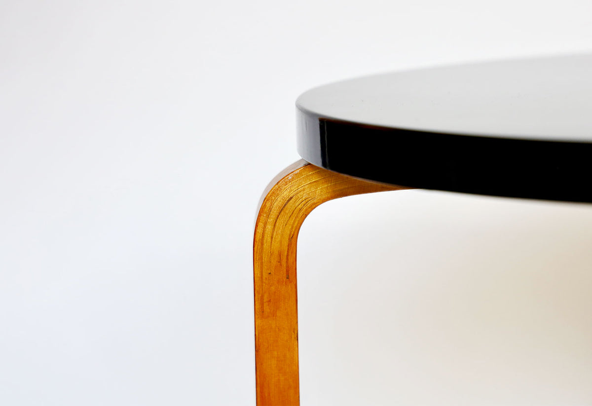 Alvar Aalto Round Dining Table, 1935, Alvar aalto