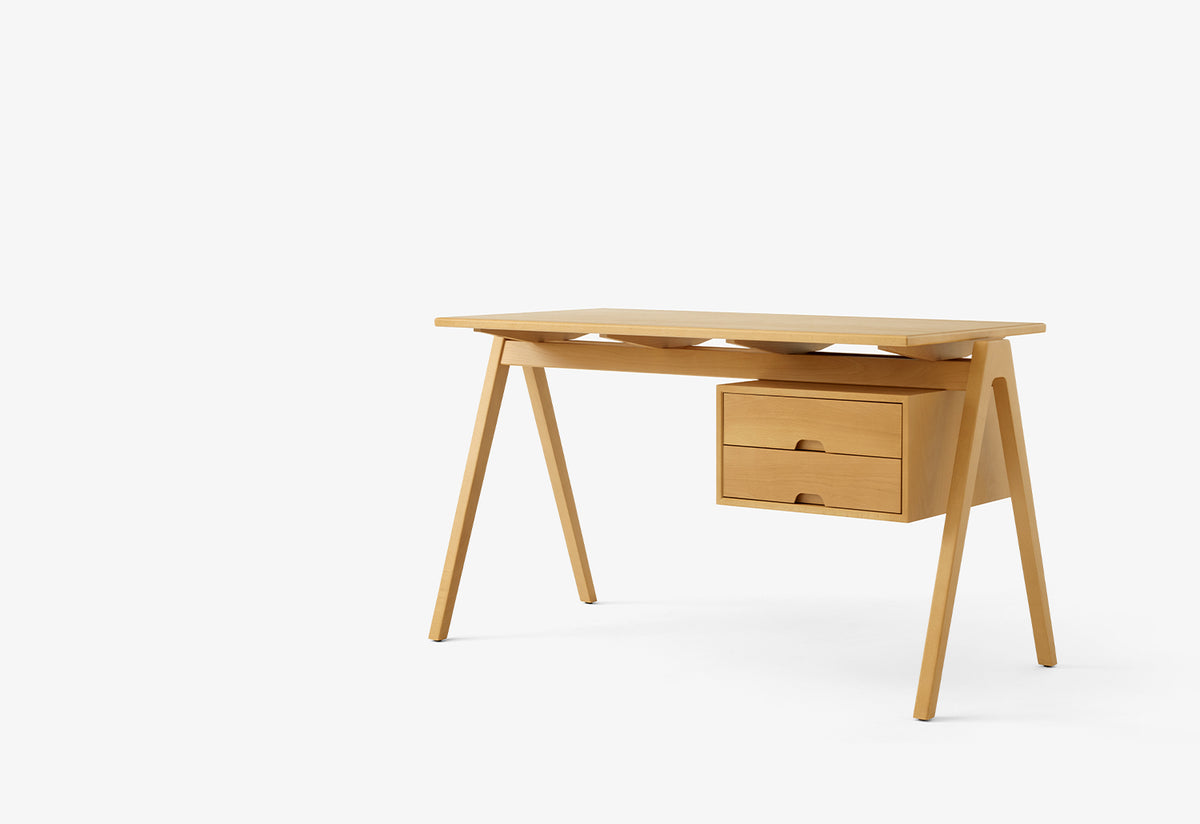 Daystak Desk, Robin day, Andtradition