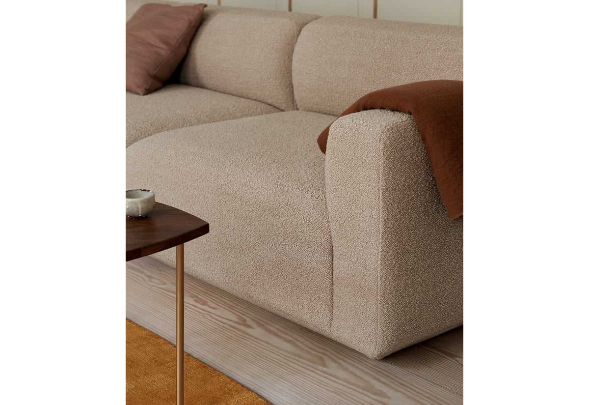 Develius Modular Sofa | Quickship, Edward van vliet, Andtradition