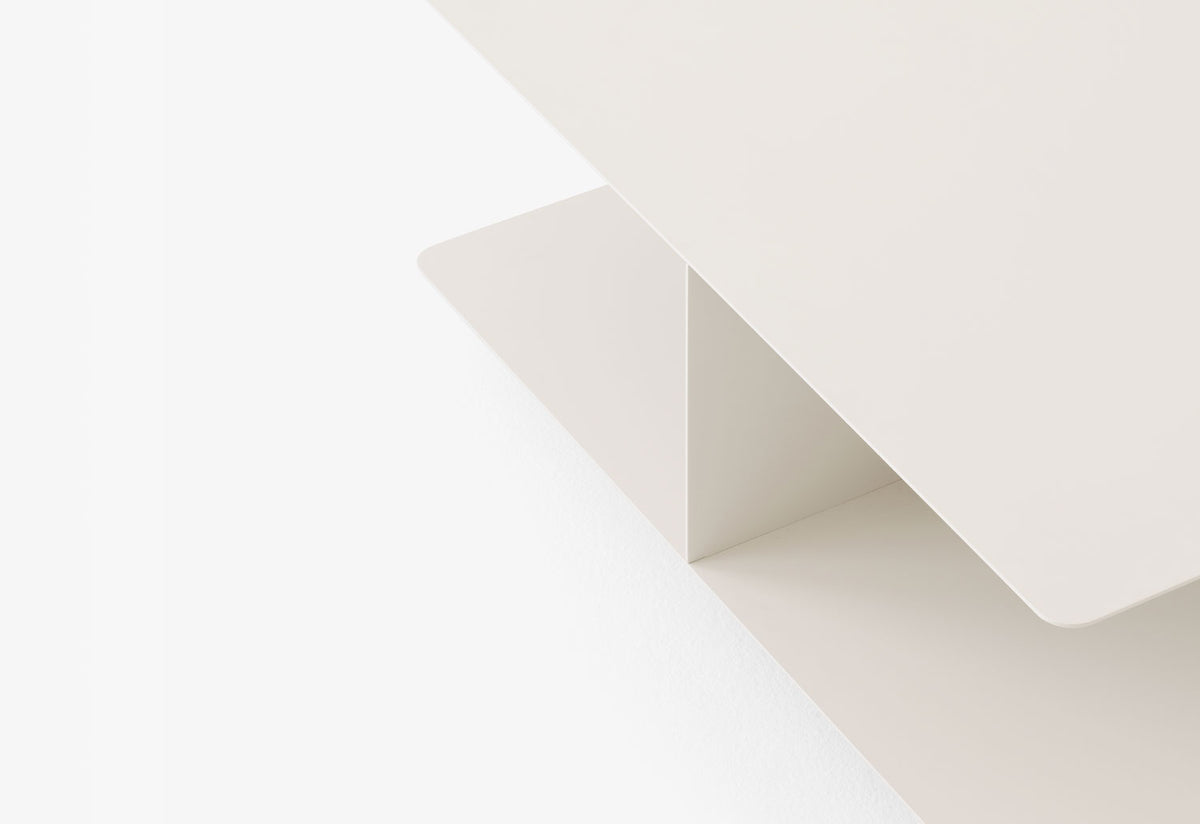 Develius Coffee Table, Edward van vliet, Andtradition