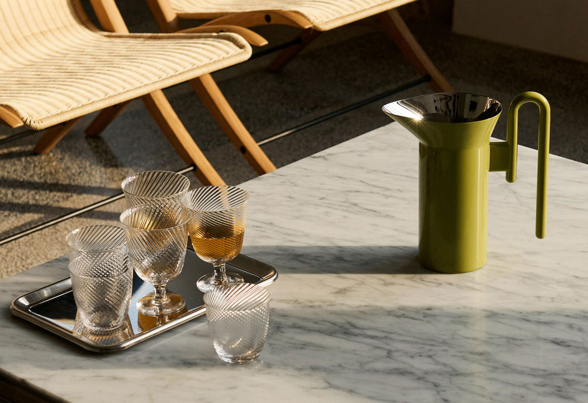 Momento Jug, Jamie hayon, Andtradition