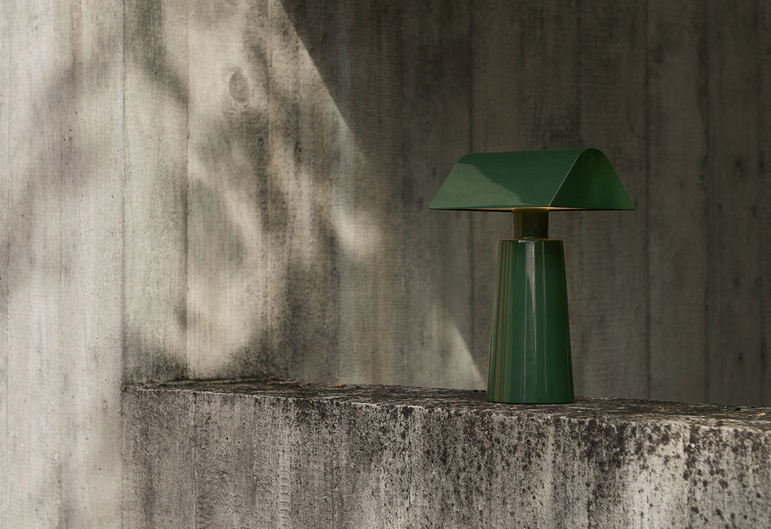 &Tradition Caret Portable Light MF1 | twentytwentyone