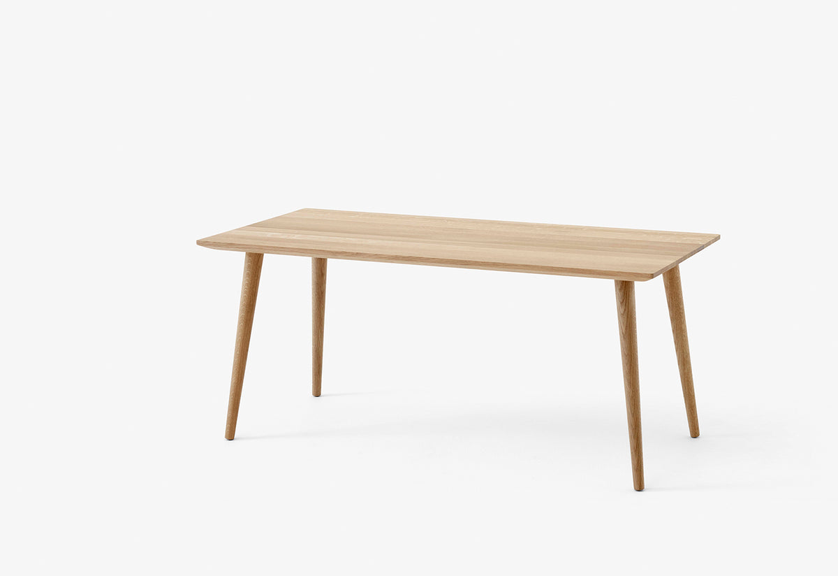 In Between Console Table, Sami kallio, Andtradition