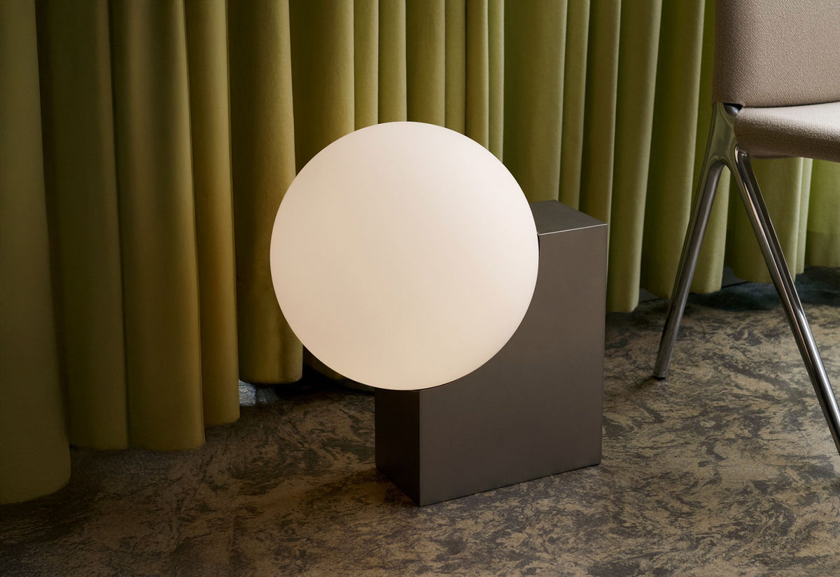 Journey Floor Lamp, Signe hytte, Andtradition