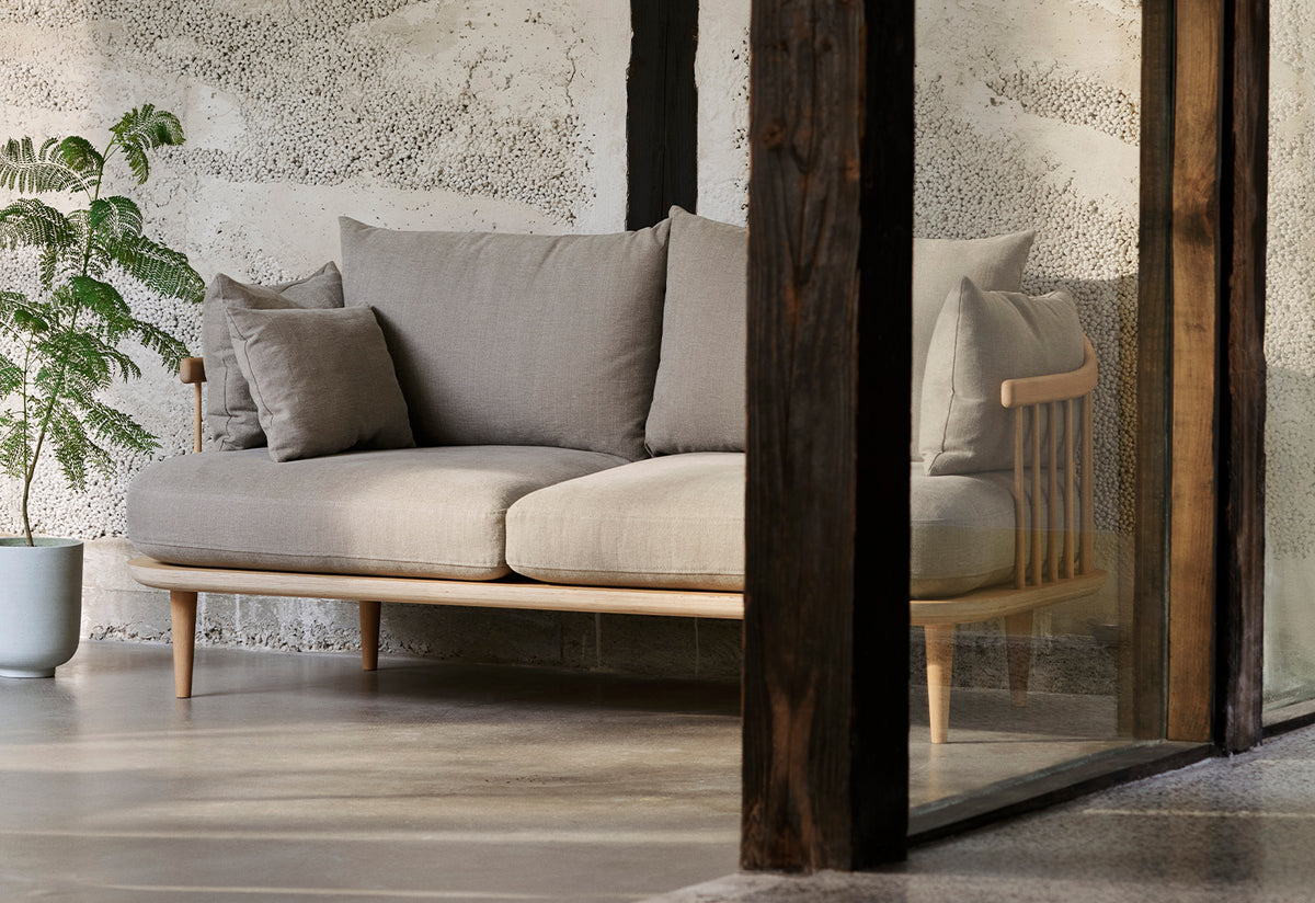 Fly Two-seater Sofa, Space copenhagen, Andtradition