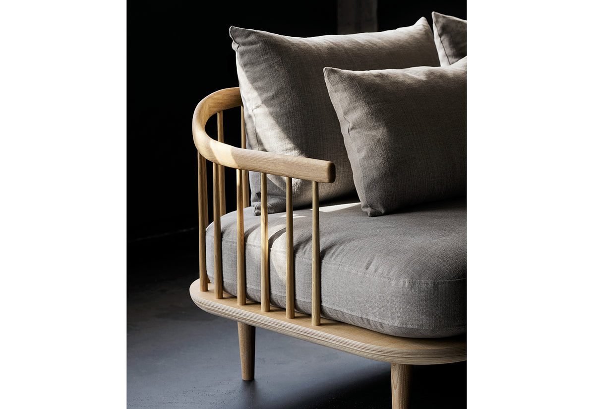 Fly Two-seater Sofa, Space copenhagen, Andtradition