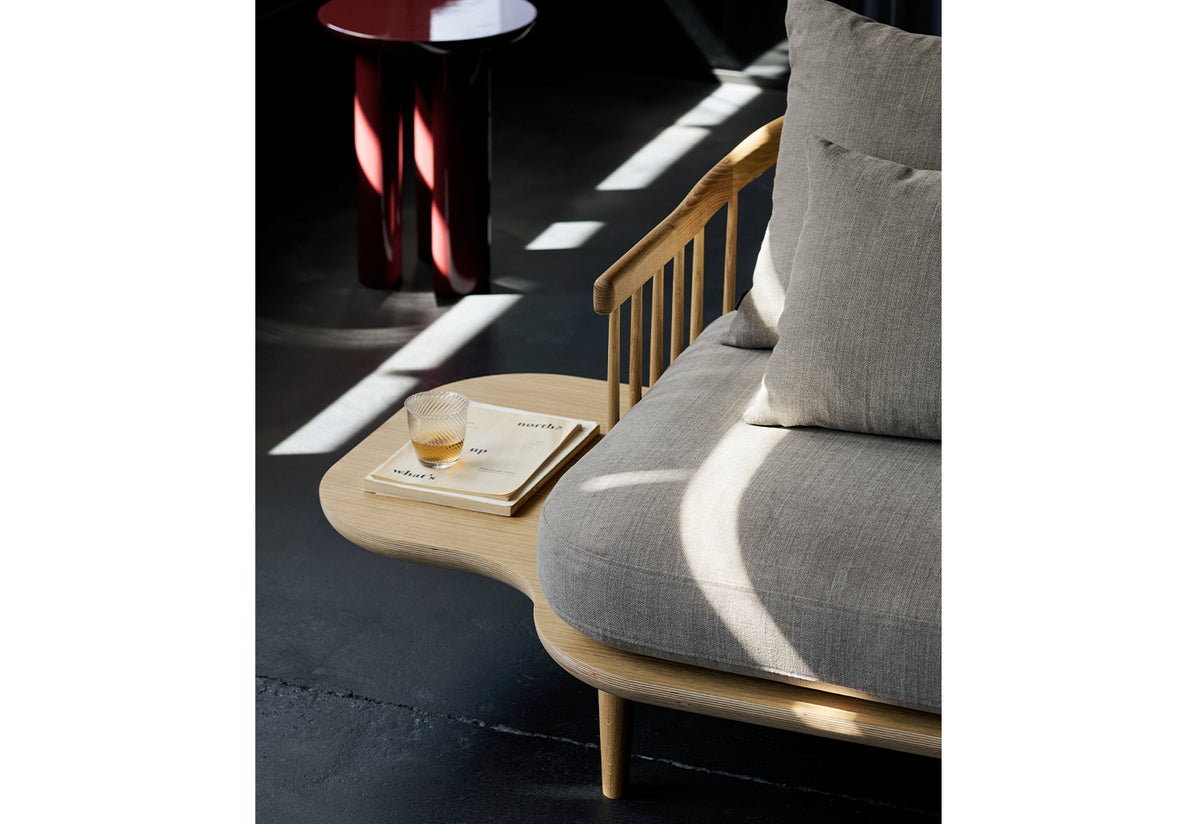 Fly Two-Seater Sofa with Table, Space copenhagen, Andtradition