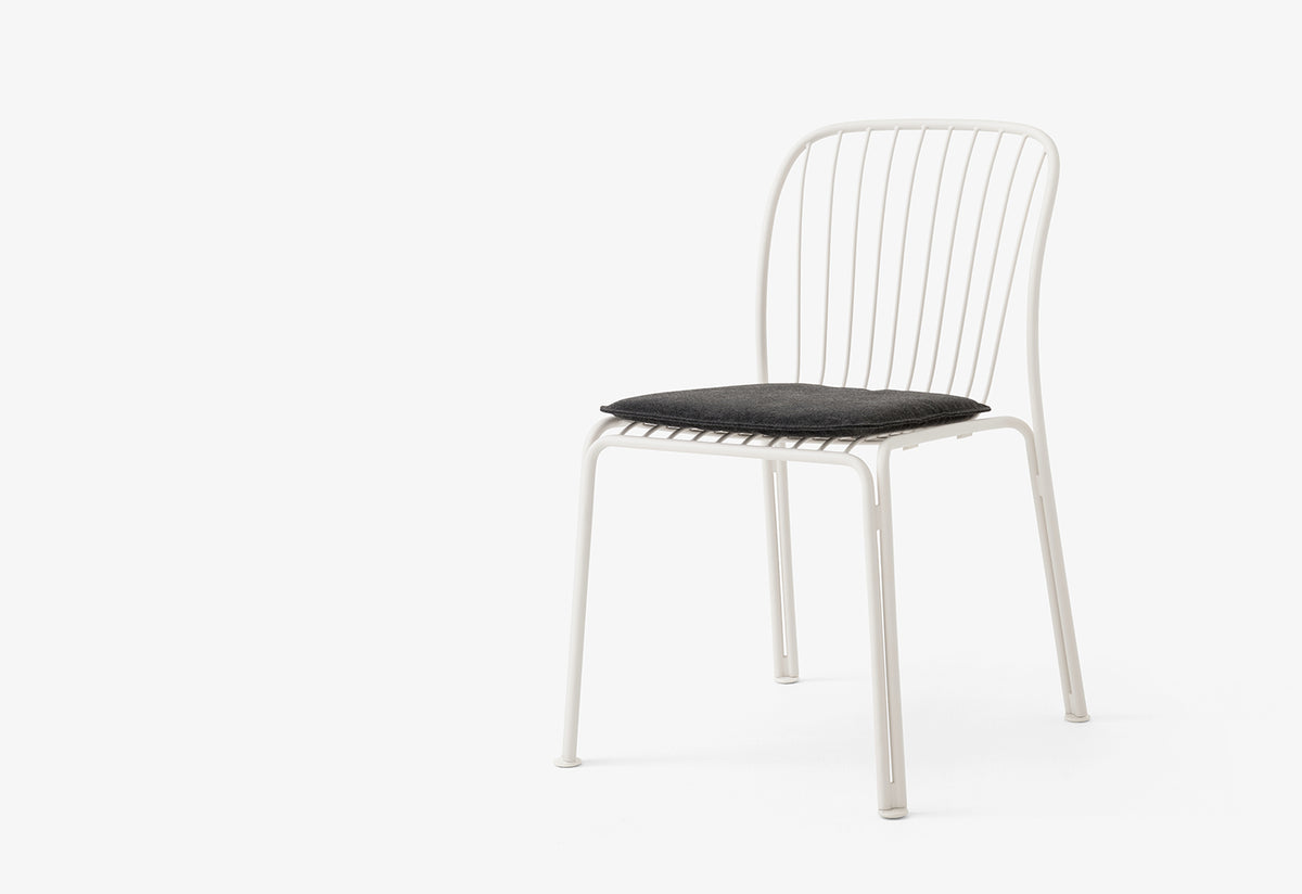 Thorvald Side Chair, Space copenhagen, Andtradition