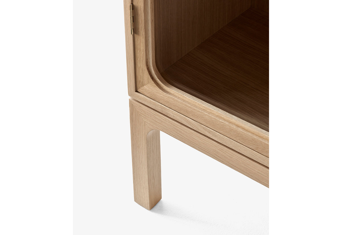 Trace Double Cabinet, Space copenhagen, Andtradition