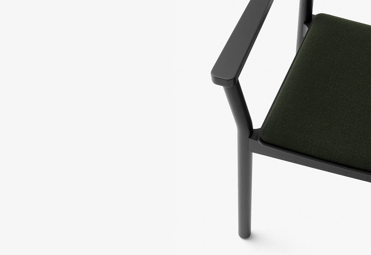 Betty Armchair, Thau and kallio, Andtradition