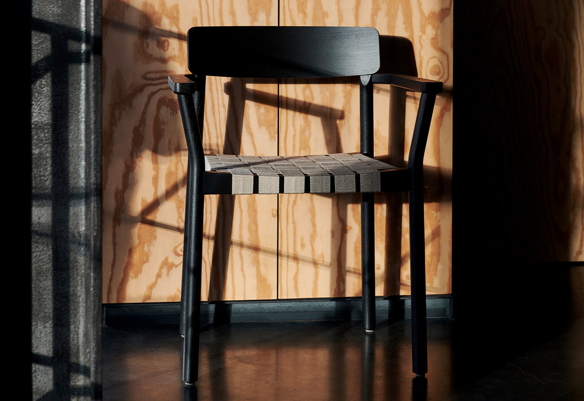 Betty Webbed Armchair, Thau and kallio, Andtradition