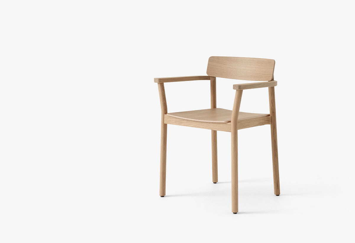 Betty Armchair, Thau and kallio, Andtradition