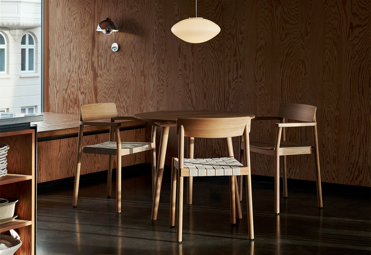 Betty Webbed Armchair, Thau and kallio, Andtradition