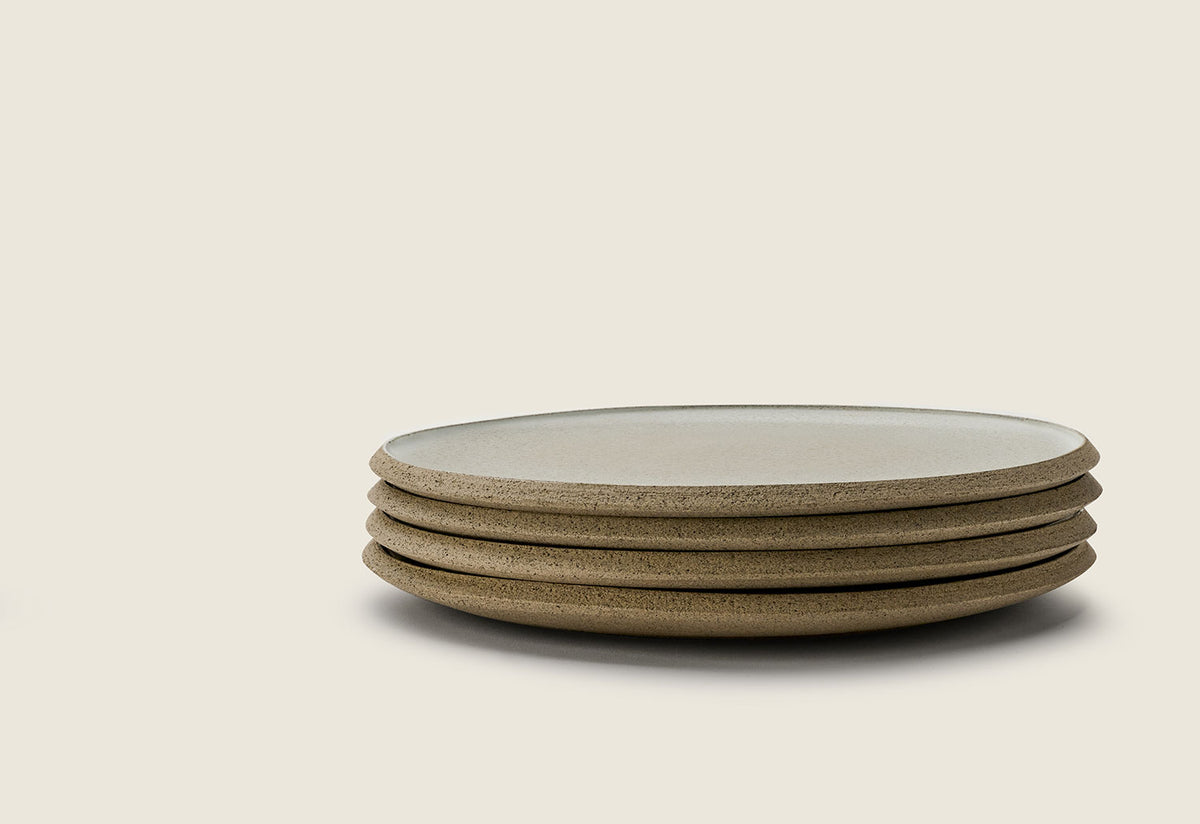 Chamotte Plate, Apartu