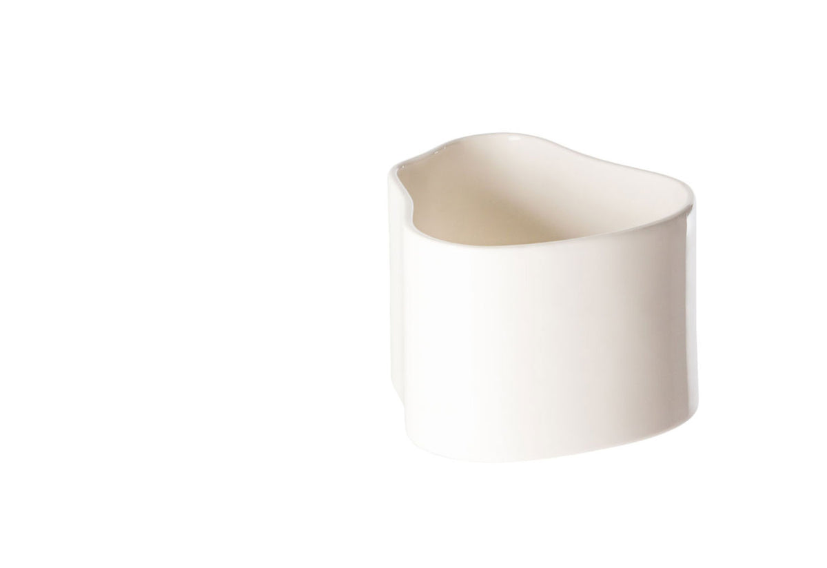 Riihitie Plant Pot, Aino aalto, Artek