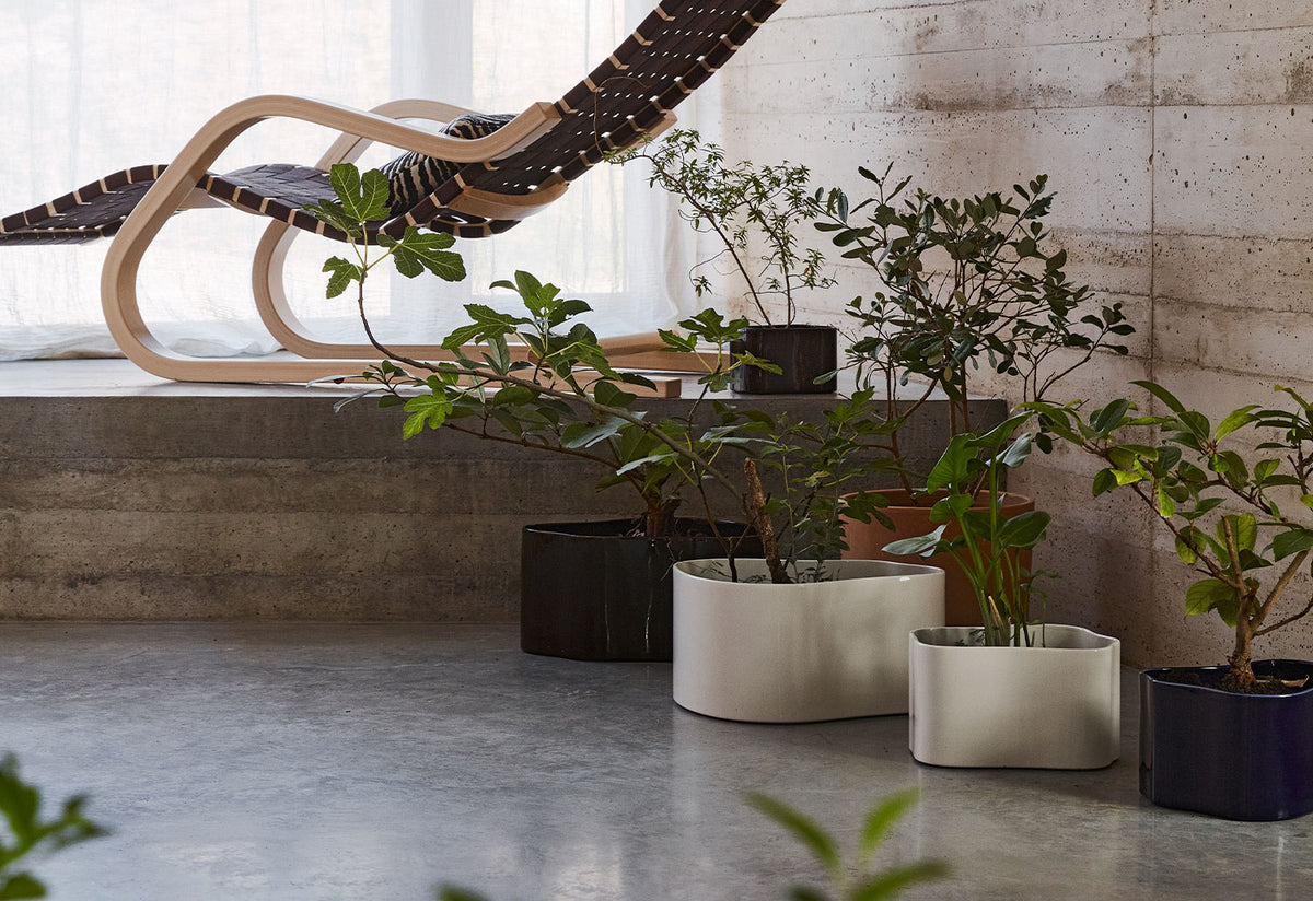 Riihitie Plant Pot, Aino aalto, Artek