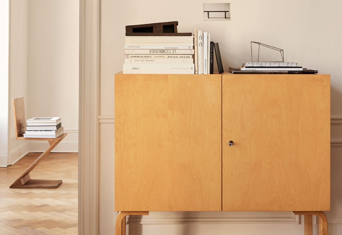 Cabinet 250, Alvar aalto, Artek