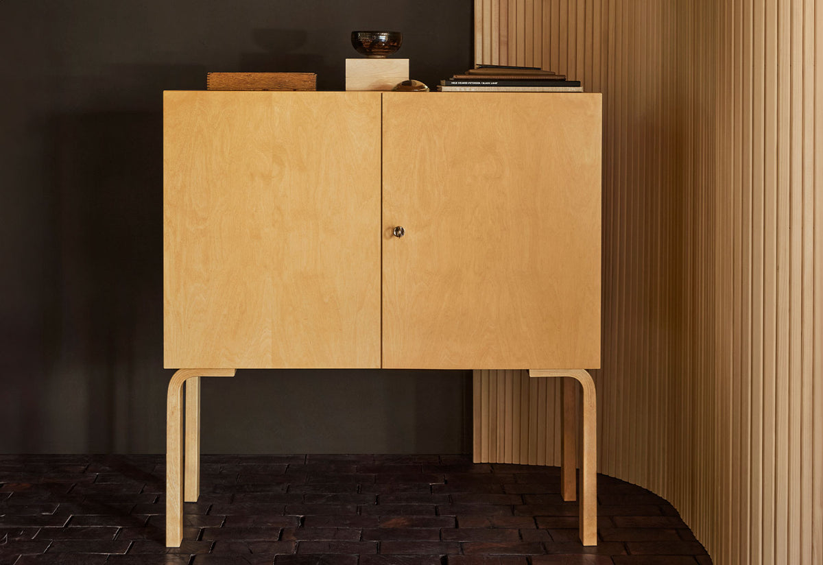 Cabinet 250, Alvar aalto, Artek