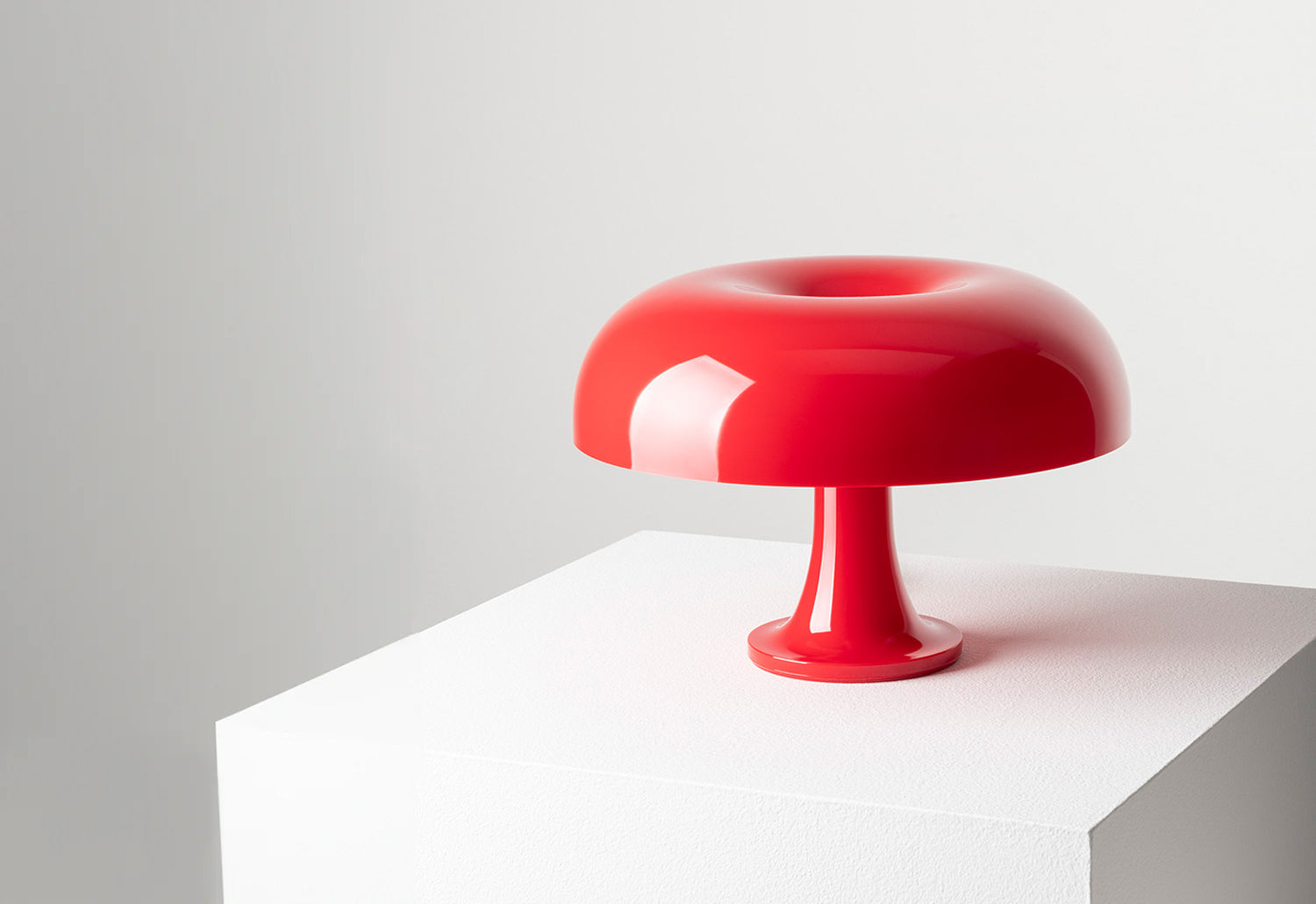 『超希少』Artemide NESTORE ポストモダン イタリア　TAVOLO artemide-giancarlo-mattioli-