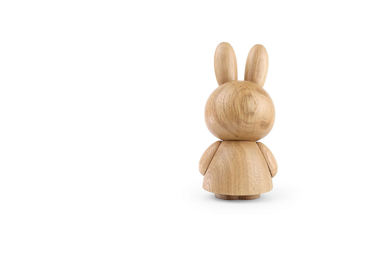 Miffy, Boyhood