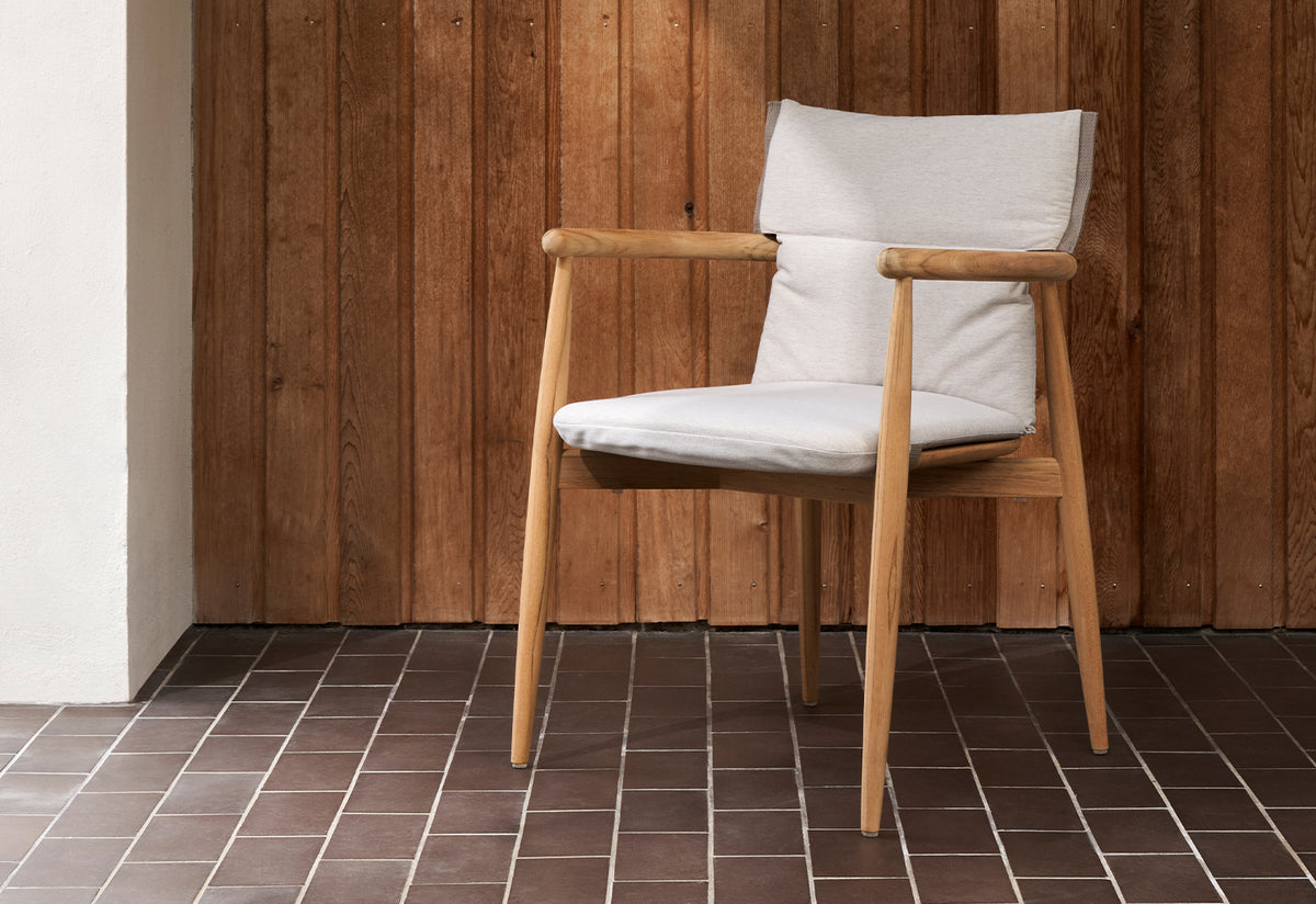 Embrace Outdoor Armchair, Eoos, Carl hansen and son