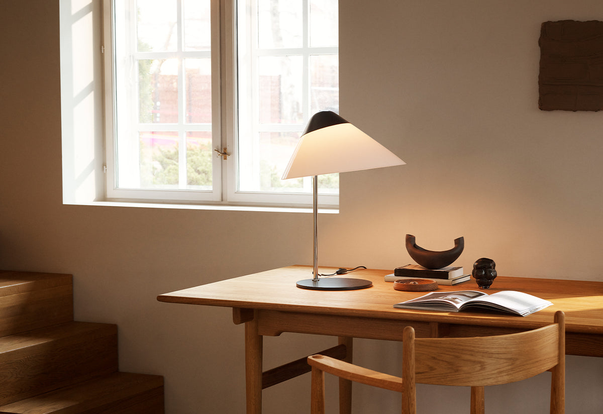 HJW02 Opala Table Lamp Midi, Hans wegner, Carl hansen and son