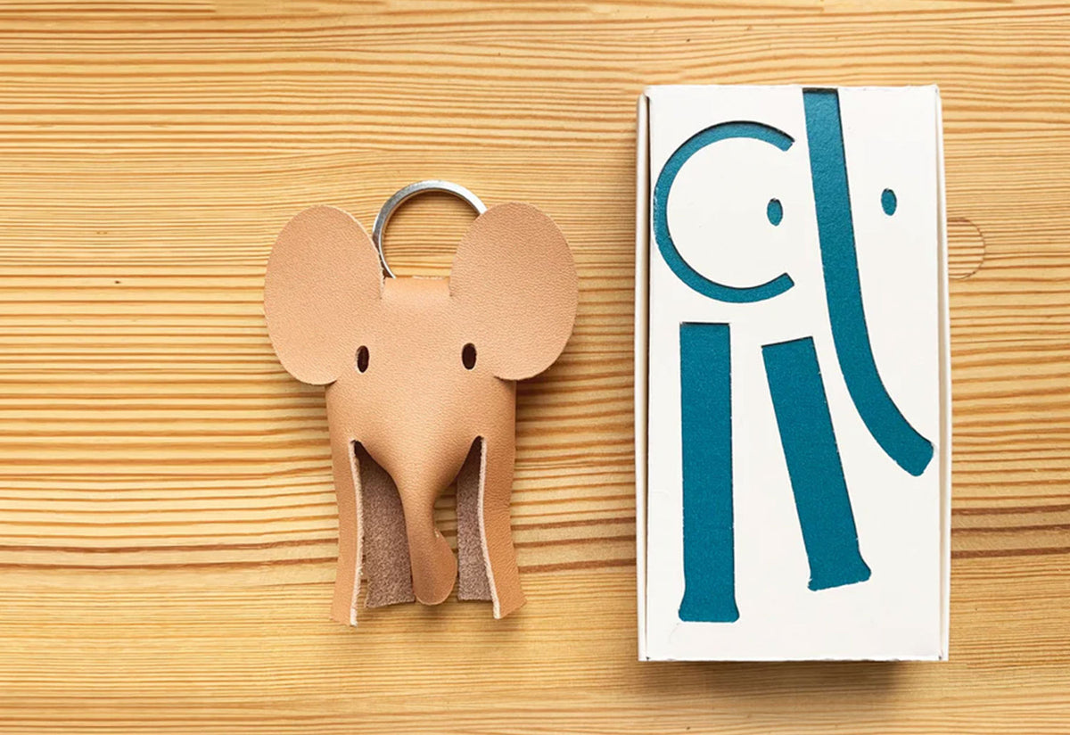 Elephant Leather Keyholder, Cut and make