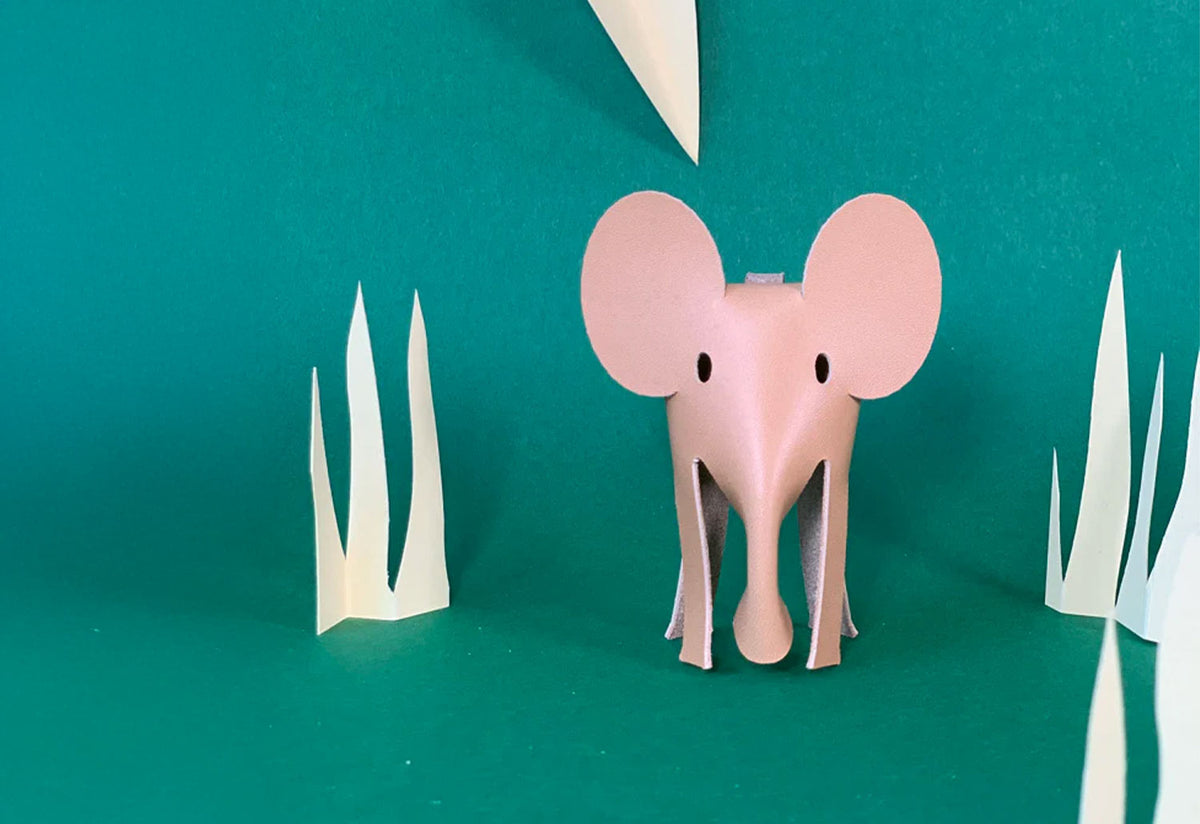 Elephant Leather Keyholder, Cut and make