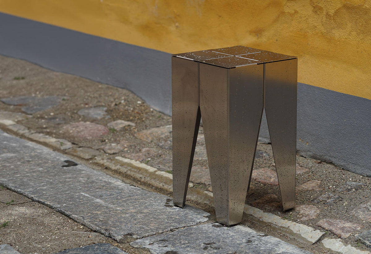 Backenzahn Stool | Steel, Philipp mainzer, E15