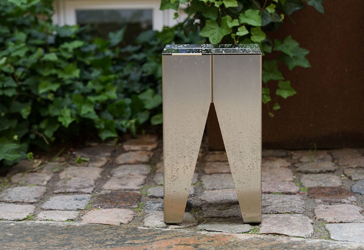 Backenzahn Stool | Steel, Philipp mainzer, E15