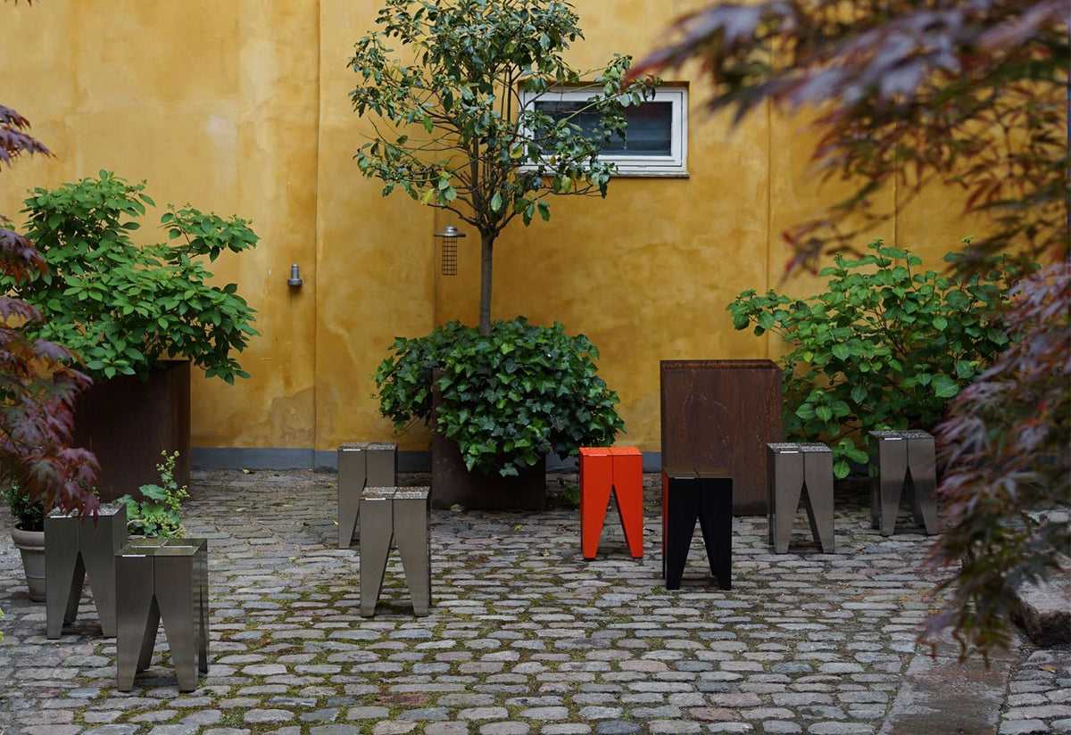 Backenzahn Stool | Steel, Philipp mainzer, E15