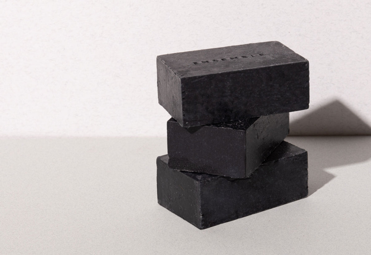 Charcoal Soap | Patchouli + Orange, Ensemble