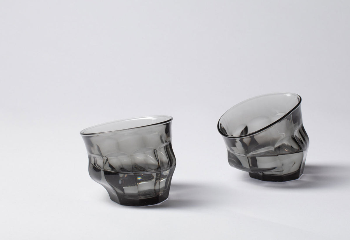Tipsy Glass Set, Livia lauber, Loris jaccard, Ensemble